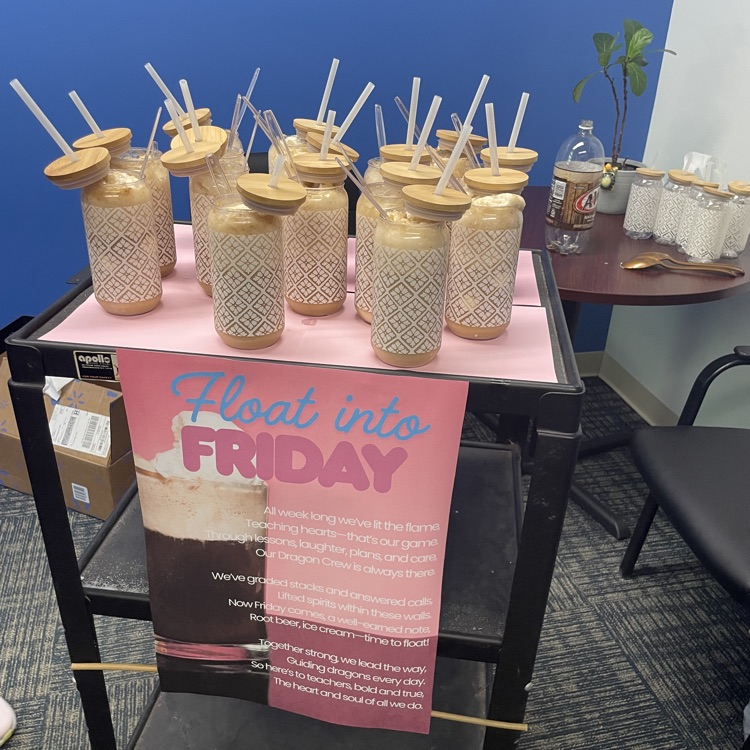 root beer floats being served