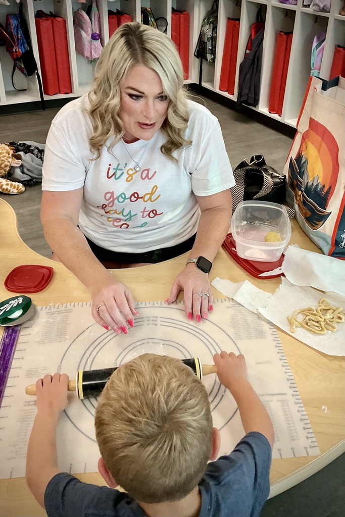 Mrs Kugler teaching the students how to make noodles.