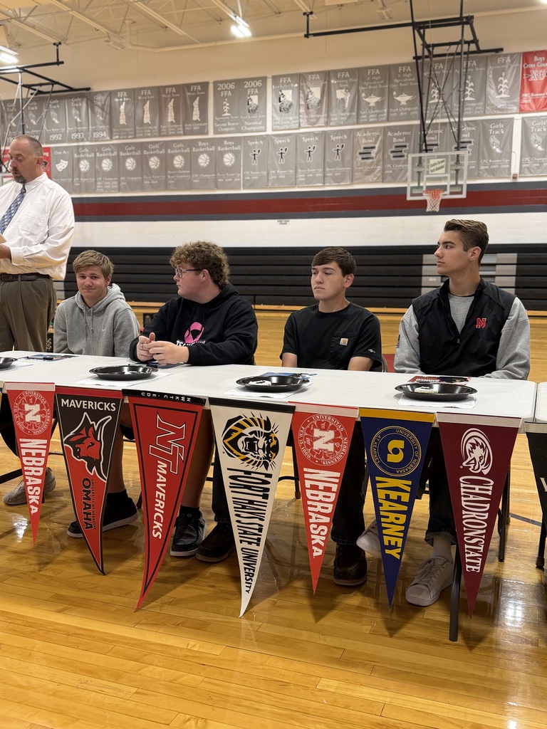 senior signing