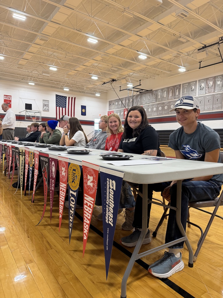 senior signing