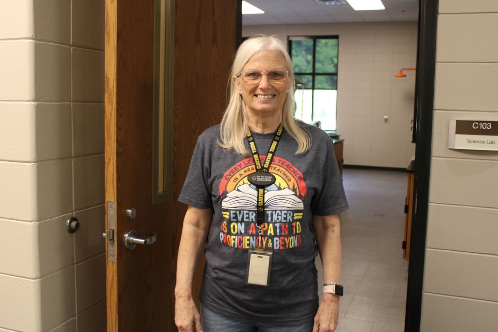 🎉🐾 The Claxton High School faculty and staff are SO excited to welcome everyone back for the 2025-2026 school year! 📚✨  We can’t wait to see our Tiger family on Friday, August 1, 2025 🗓️💛🖤 Let’s make this year the best one yet — full of learning, growth, and Tiger pride! 🐯💪  #WelcomeBack #ClaxtonTigers #TigerPride #BackToSchool #BlackAndGold #CHS2025 #ClaxtonStrong #WeAreClaxton