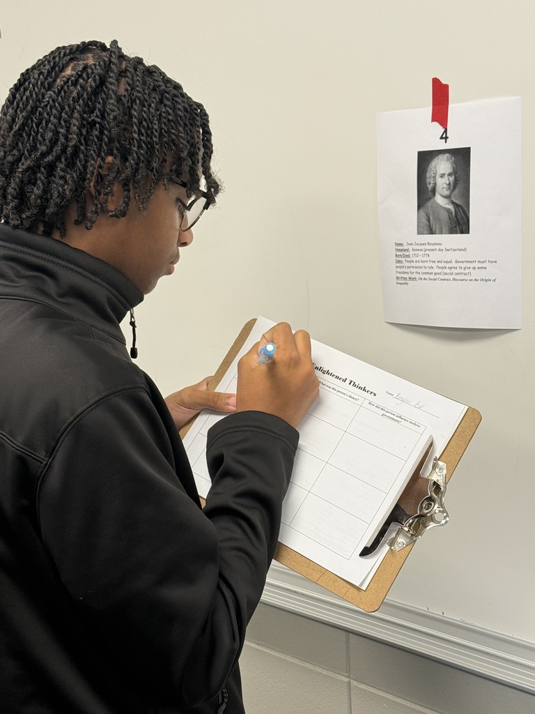 📚💡 Our CHS Tigers kicked off the American Government course with an exciting Gallery Walk! 🐅✨ Students explored how Enlightenment Thinkers like John Locke, Thomas Hobbes, Baron de Montesquieu, and Jean-Jacques Rousseau laid the foundation for the values and structure of American society and government.📝  👏 Coach Lanier's class dove into big ideas like natural rights, separation of powers, and the social contract—all while repping that Black & Gold pride! 🖤💛  #ClaxtonTigers #CHSPride #AmericanGovernment #EnlightenmentThinkers #GalleryWalk #LearningInAction #BlackAndGoldStrong