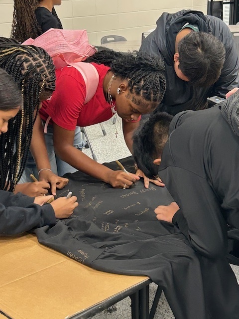 🎉 Welcome, Class of 2029! 🎉 On the beautiful morning of Friday, August 8, 2025, our CHS freshmen marked the beginning of their high school journey with a heartfelt Commitment Ceremony! 🖊️✨  We were honored to welcome back CHS alumnus and 2025 Vanderbilt University graduate, Stephan Bellamy, who inspired our newest Tigers with powerful words about the value of education and perseverance. 🎓📚💪  As a meaningful symbol of their commitment, the Class of 2029 signed a graduation gown 👕—a pledge to walk across that stage as proud CHS graduates in four years! 🎯🎓  📸 After capturing a group photo full of smiles and excitement, families and students enjoyed refreshments and celebrated this special moment together. 🥤🍪  We’re thrilled to watch this class grow, achieve, and leave their legacy at CHS. Here's to a future full of memories, milestones, and #TigerPride! 💛🖤  💥 Go Tigers! 💥 #CHSClassOf2029 #CommitmentCeremony #WelcomeFreshmen #TigerPride #BlackAndGold #FutureGraduates #CHSFamily