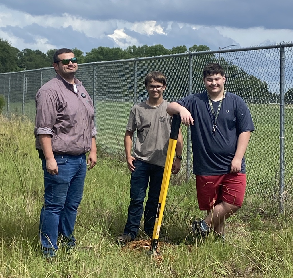 Ag Instructor, Mason Sapp, Tyde Johnson