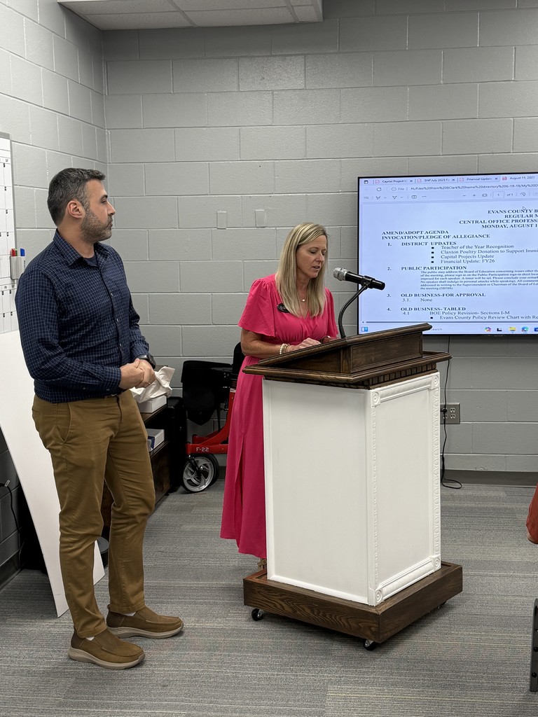Picture of CES teacher of the year and principal