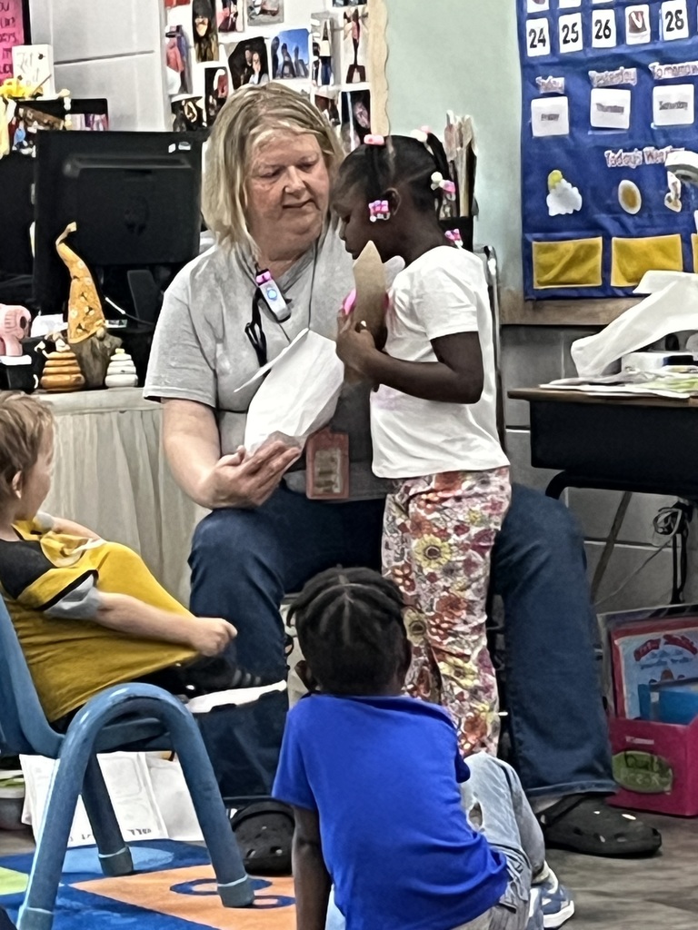 Ms. Thigpen & Ms. Melissa’s class loved sharing their favorite things and celebrating what makes them unique!