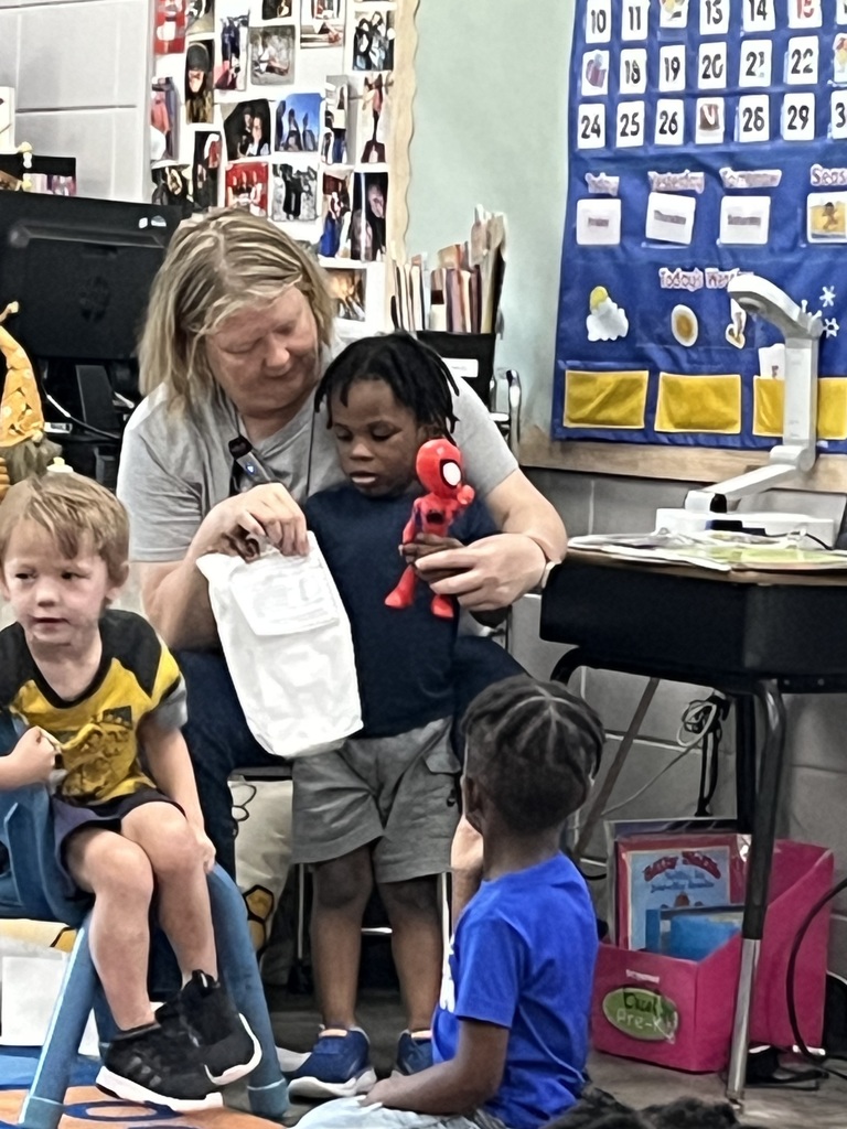 Ms. Thigpen & Ms. Melissa’s class loved sharing their favorite things and celebrating what makes them unique!