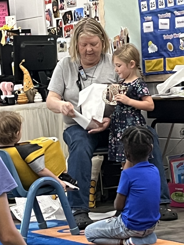 Ms. Thigpen & Ms. Melissa’s class loved sharing their favorite things and celebrating what makes them unique!