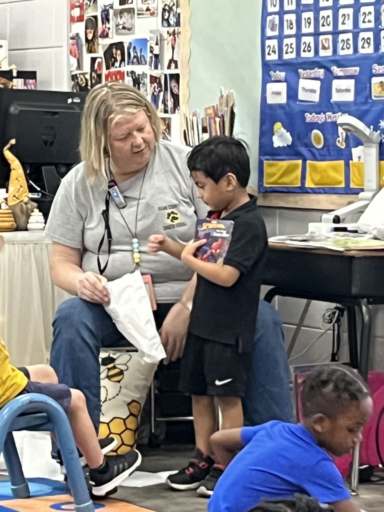 Ms. Thigpen & Ms. Melissa’s class loved sharing their favorite things and celebrating what makes them unique!