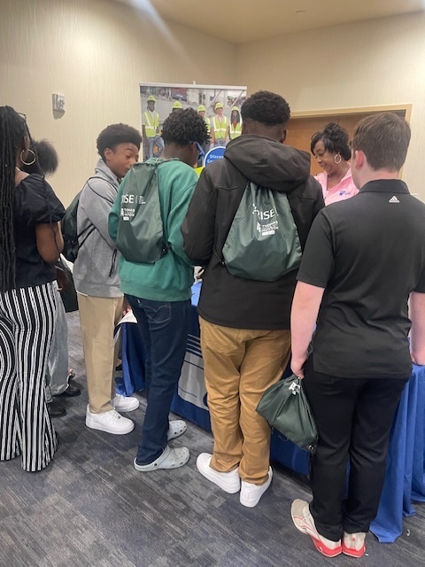 8th Graders Go on Field Trip to RISE at GSU