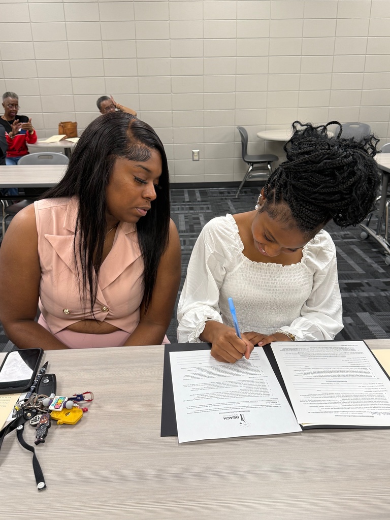 REACH Scholarship Signing Ceremony