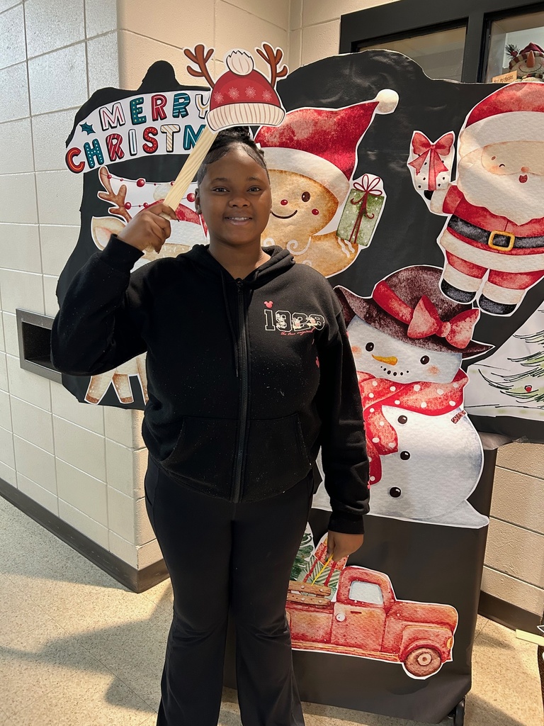 Photo booth drawing winner