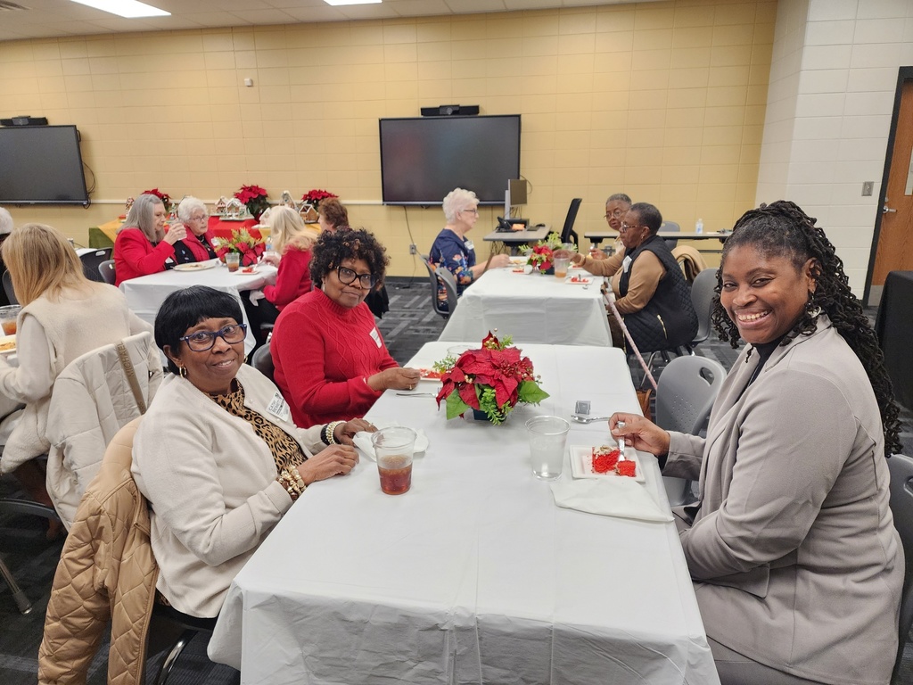 Retired Teachers Christmas Luncheon