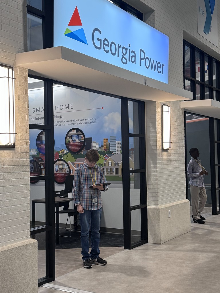 7th Grade Visits GSU in Savannah for JA Finance Park