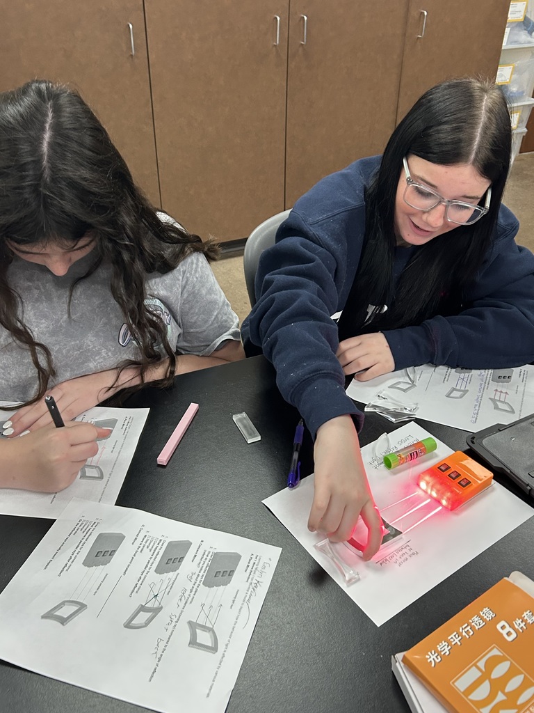 Students Exploring Light Lab