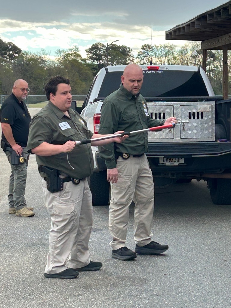 Evans County Animal Shelter Receives Donations from CMS