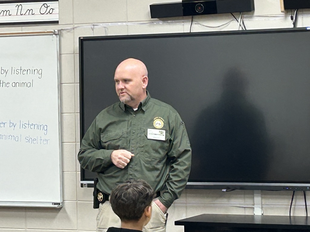 Evans County Animal Shelter Receives Donations from CMS