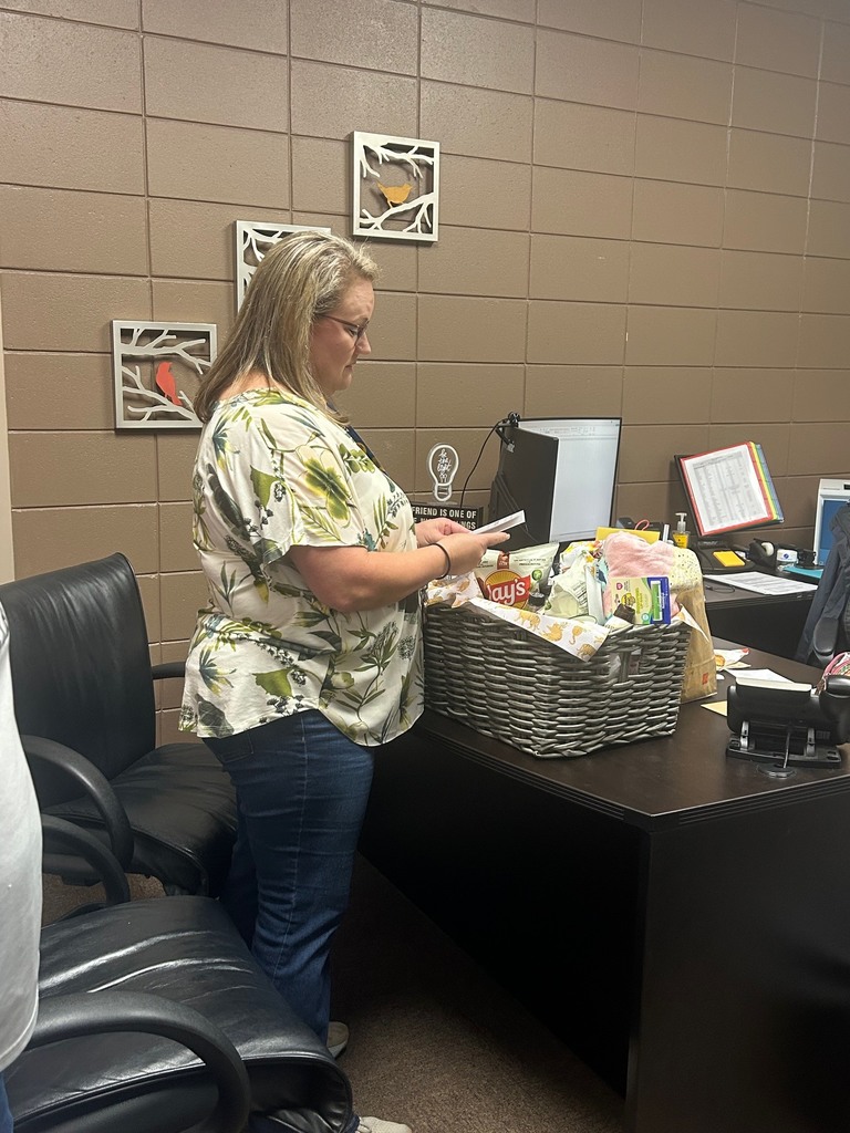 Happy School Principal's Day to Mrs. Snyder