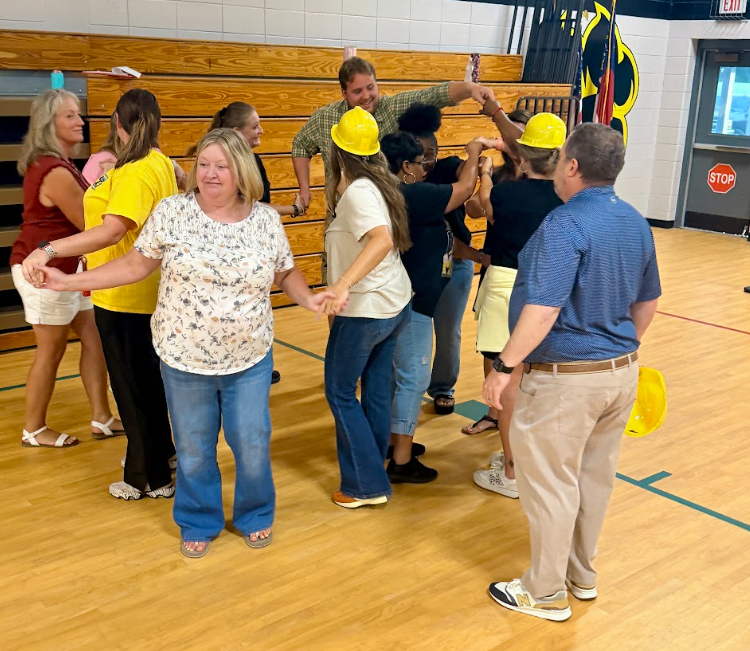 CES Teachers Back to School
