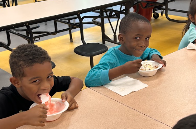 🍦📚 MAP Growth Goal Getters! 📚🍦 Our CES students worked hard last week taking their Fall MAP Growth assessments in Reading and Math, and we are so proud of their effort! 📈✨ Students who met their Fall MAP goals got to celebrate their hard work with a delicious ice cream sundae! 🍨🎉 Now, the goal is set for winter! 🎯 Teachers will be working with students to set their Winter MAP goals, and we’re encouraging our Tigers to give their best effort every single day. We can’t wait to see how much they grow when we test again in December! Set a goal. Work hard. Grow every day. 💪📖🧮