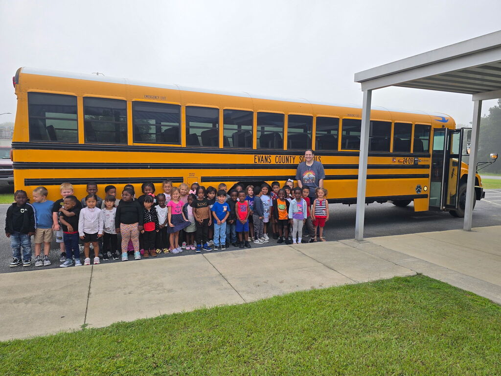 🚌💛 Bus Safety at CES Pre-K! 💛🚌 Our little Tigers have been practicing bus safety and learning how to stay safe while riding! 🐯👏 A BIG thank you to our amazing bus drivers for taking such great care of our students every day! We appreciate you! ❤️🚌 #ClaxtonElementary #CESPreK #BusSafety #TigerPride #PardonOurProgress #SuccessUnderConstruction 🐯💛