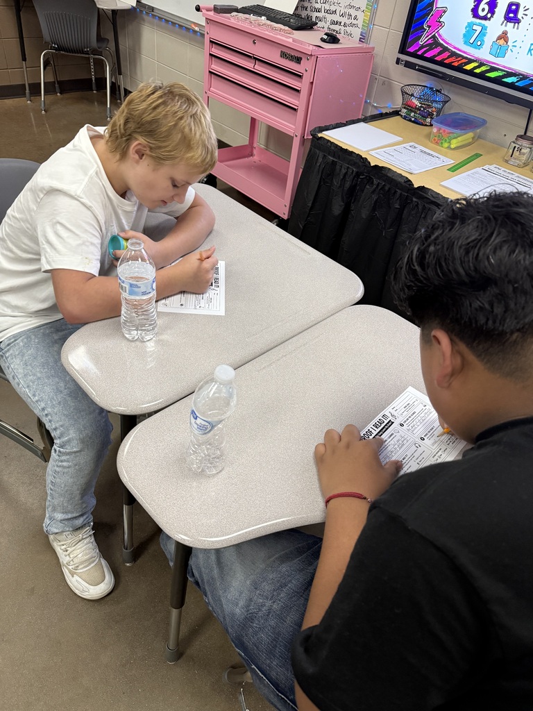 In celebration of finishing up Unit 1 on Expository Texts Mrs. Williamson’s classes worked on their reading stamina by completing a mini-read activity on “The Science of Popcorn” where students read about what makes popcorn pop. 🍿 Students had to identify key facts and details that were used in the text and then put the steps of how popcorn pops in order. Students were treated to popcorn once they had all the answers correct and enjoyed popcorn as they worked to complete the rest of their daily work.