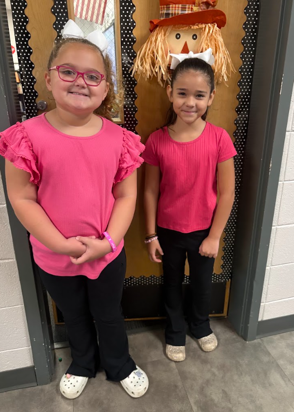 🐯 Homecoming Week is off to a ROARing start at Claxton Elementary School! 🖤💛 We’ve had so much fun celebrating so far! 🐾 Monday: Animal Print Day 👩🏫👧 Tuesday: Teacher/Kid Swap 👯 Wednesday: Twin Day And we’re not done yet! Up next: 🌴 Thursday: Jungle Day 🖤💛 Friday: Black & Gold Day Let’s finish Homecoming Week strong, Tigers! 🐯🖤💛 #ClaxtonTigers #CESProud #HomecomingWeek #PardonOurProgress #SuccessUnderConstruction