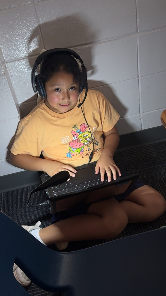 🔦✨ It’s FLASHLIGHT FRIDAY at CES! ✨🔦  Lights, camera, learning! 📚💡 Mrs. Kennedy’s 4th-grade ESOL students are shining bright as they learn, explore, and build their skills through the Flashlight 360 program! 🐯💛🖤  This engaging program helps our students strengthen their English language skills, grow in confidence, improve communication, and become stronger learners every day.  We love seeing our Tigers work hard, challenge themselves, and make progress one step at a time! Keep shining bright, Tigers! 🌟  #FlashlightFriday #ClaxtonTigers #CESProud #SuccessUnderConstruction #PardonOurProgress