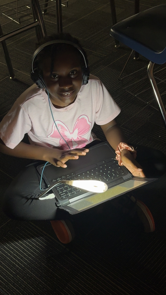🔦✨ It’s FLASHLIGHT FRIDAY at CES! ✨🔦  Lights, camera, learning! 📚💡 Mrs. Kennedy’s 4th-grade ESOL students are shining bright as they learn, explore, and build their skills through the Flashlight 360 program! 🐯💛🖤  This engaging program helps our students strengthen their English language skills, grow in confidence, improve communication, and become stronger learners every day.  We love seeing our Tigers work hard, challenge themselves, and make progress one step at a time! Keep shining bright, Tigers! 🌟  #FlashlightFriday #ClaxtonTigers #CESProud #SuccessUnderConstruction #PardonOurProgress