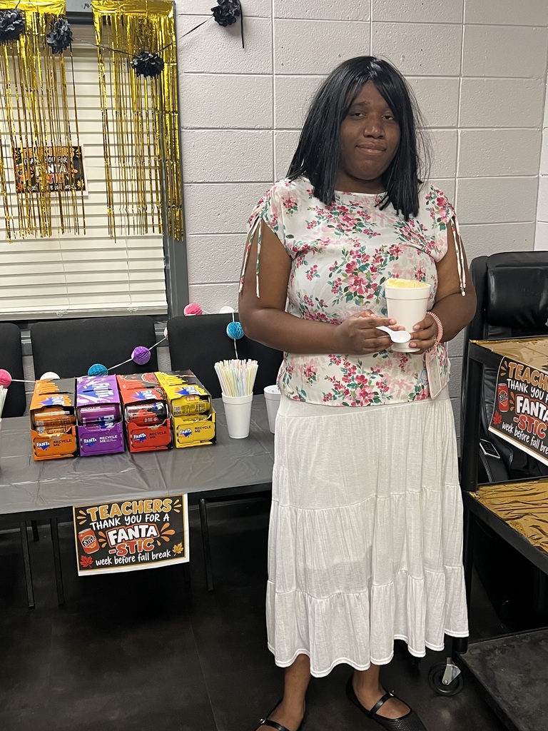🍊🍦 Teachers, thank you for being FANTA-STIC! 🧡🍂 Our CES teachers got a sweet little treat to help them float into fall break! 🎉 They enjoyed Fanta ice cream floats as a small thank-you for all the amazing things they do for our students each day. We are so thankful for our hardworking teachers and all the ways they make Claxton Elementary School a special place to learn and grow. They are truly FANTA-STIC! 🐯💛🖤 Wishing everyone a fun, relaxing, and well-deserved fall break! 🍁 #ClaxtonTigers #CESProud #SuccessUnderConstruction #PardonOurProgress