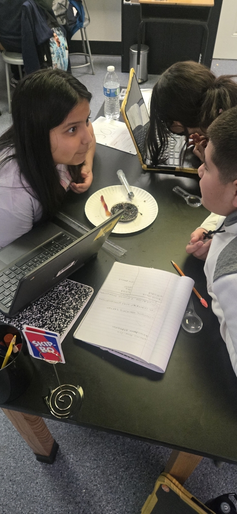 Mrs. Harkless teaching her 5th Science students about biomes and contributers to the natural environment using earth worms