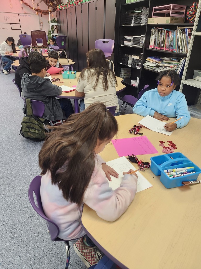 Hommel Art Club made Valentines cards for some very special people!