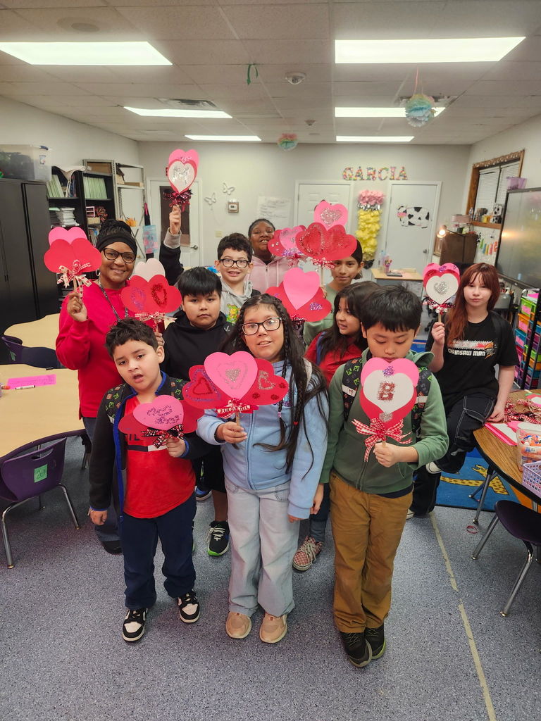 Hommel Art Club made Valentines "biggest fan"!