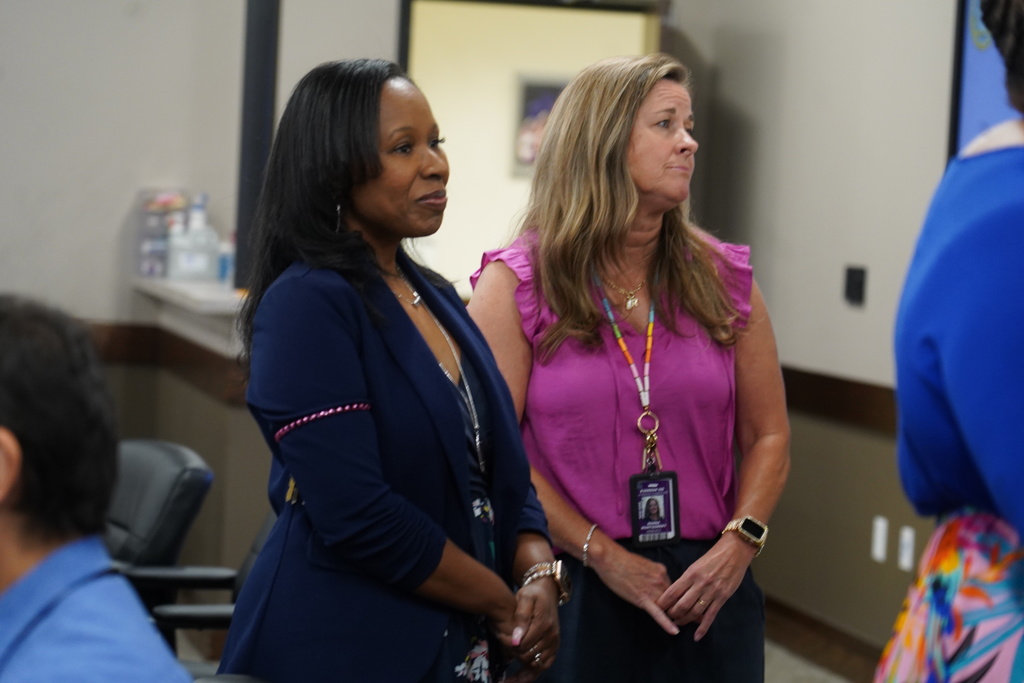 Everman ISD+WelcomeBack25-1