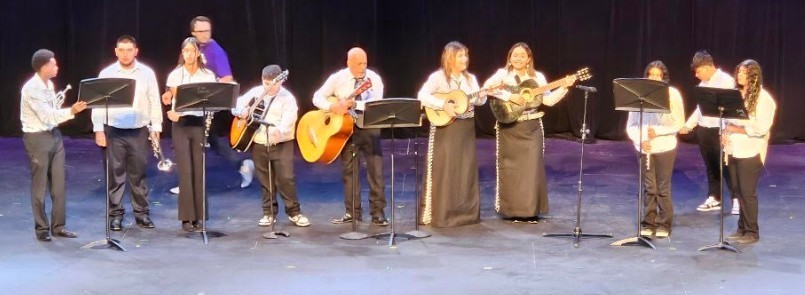 RJSA Mariachi performs at convocation