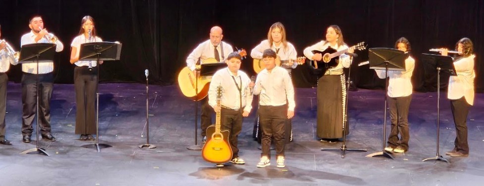 RJSA Mariachi performs at convocation