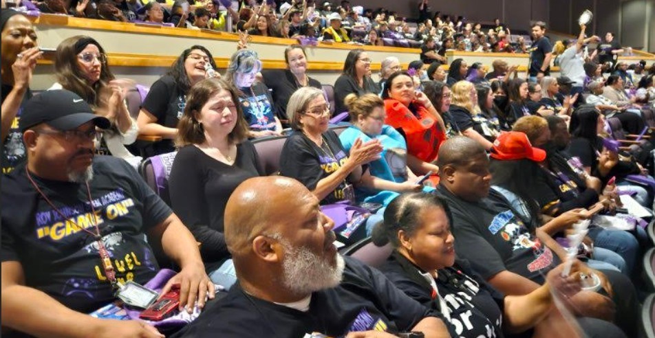 EISD Convocation