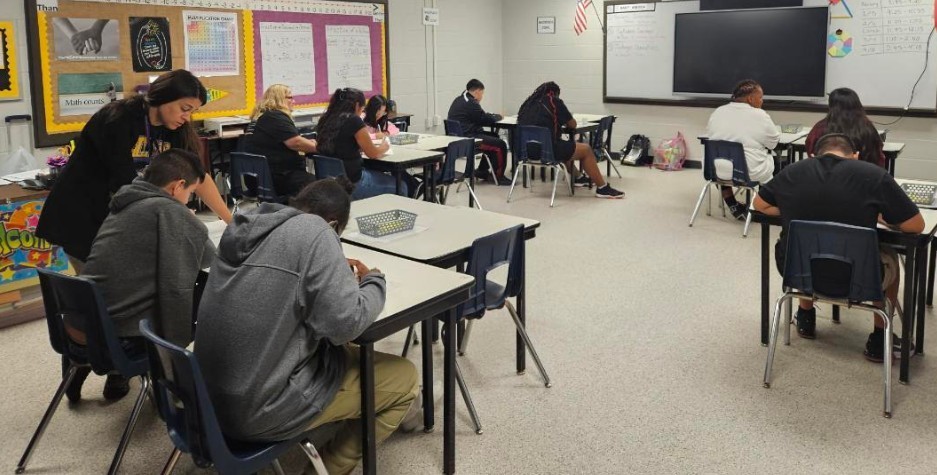 Instructor Ibarra & 7th Grade Students!