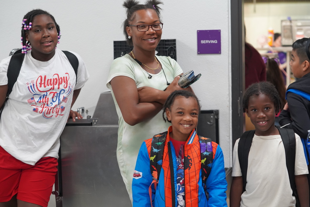 Everman ISD+MuffinsWithMoms10