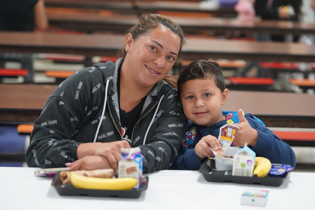 Everman ISD+MuffinsWithMoms2