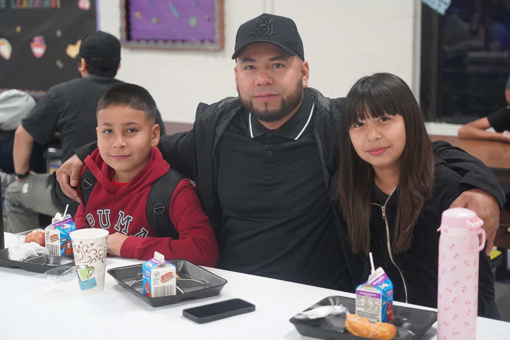 Everman ISD+Donuts With Dads6