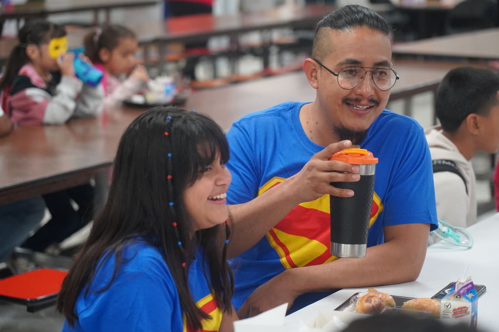 Everman ISD+Donuts With Dads2