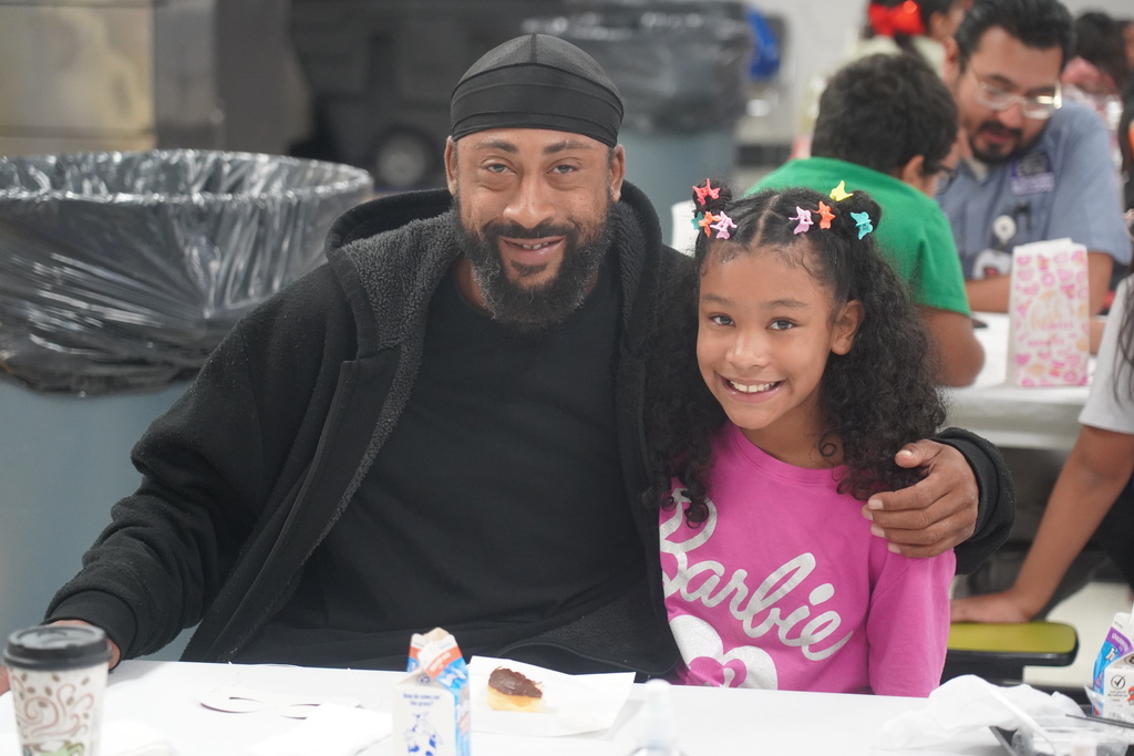 Everman ISD+Donuts With Dads6