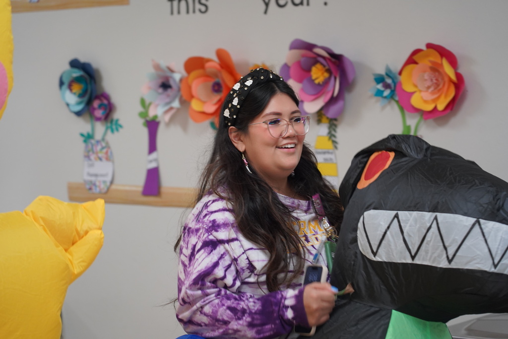 Everman ISD+Danpowellinflatablehallwalk8