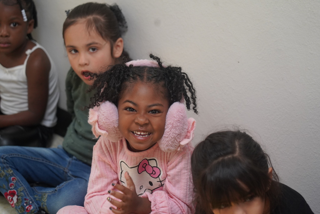 Everman ISD+Danpowellinflatablehallwalk3