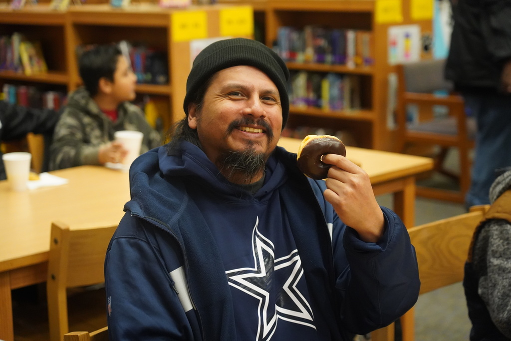 Everman ISD+Donuts With Dads