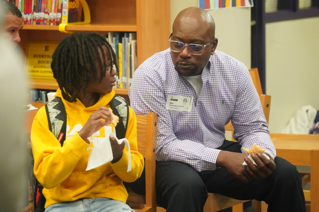 Everman ISD+Donuts With Dads6