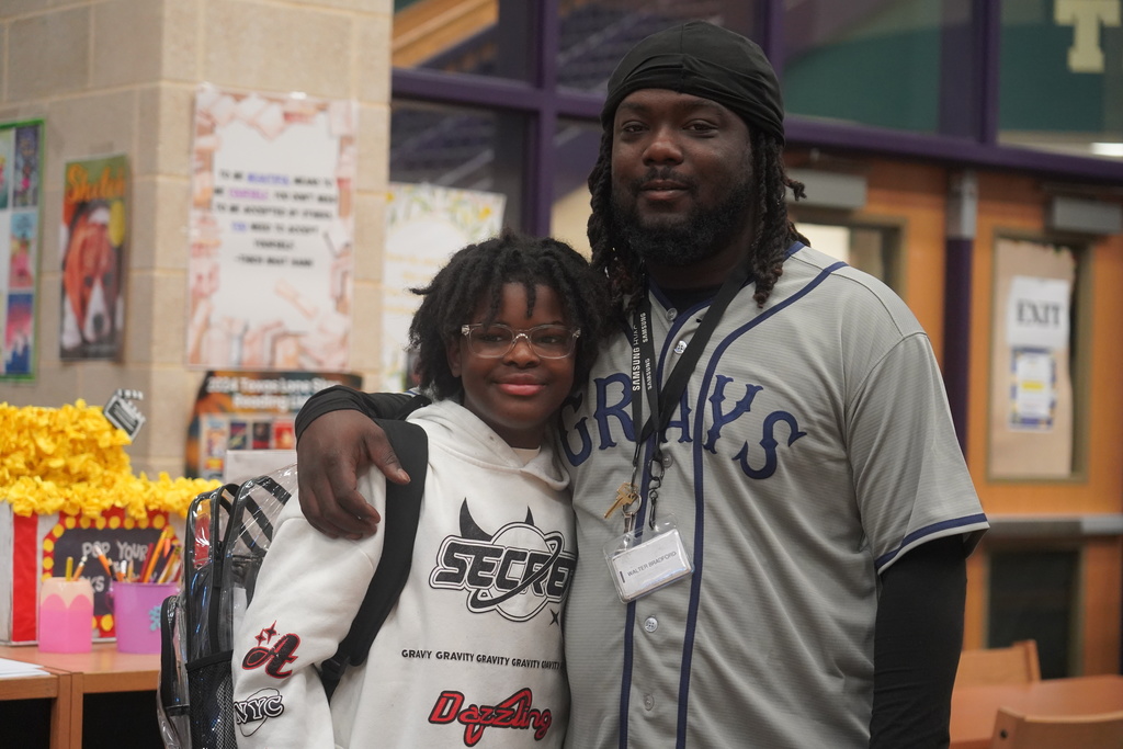 Everman ISD+Donuts With Dads9