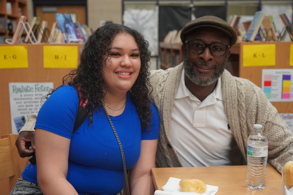 Everman ISD+Donuts With Dads4
