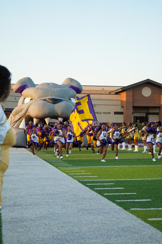 LAST HOME GAME TONIGHT - GO BULLDOGS